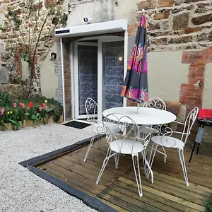 41 Rue De La Roche , Auzat-la-Combelle France